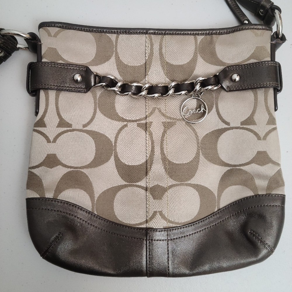 Coach Shoulder Bag - Picture 3 of 7